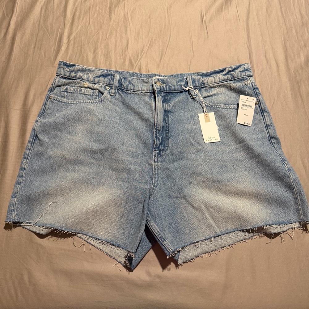 Good American Good Standard Long Short Indigo Blue Jean Shorts Women’s Plus Size